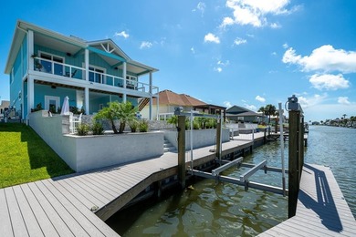 Welcome to your dream coastal escape! This luxurious 5-bedroom - photo 22