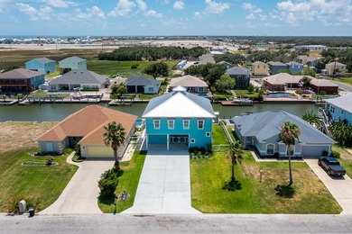 Welcome to your dream coastal escape! This luxurious 5-bedroom - photo 28