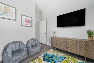 Welcome to your dream coastal escape! This luxurious 5-bedroom - photo 31