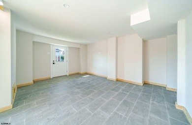 Stunning New Construction Goldcoast Home; well appointed - photo 35