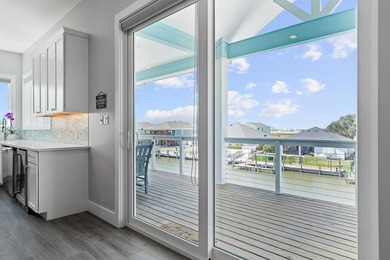 Welcome to your dream coastal escape! This luxurious 5-bedroom - photo 41