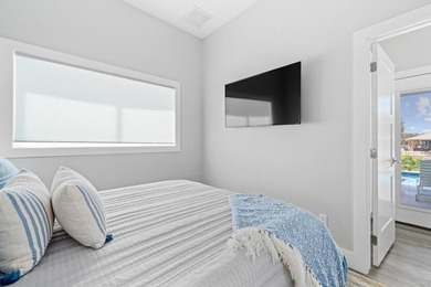 Welcome to your dream coastal escape! This luxurious 5-bedroom - photo 46