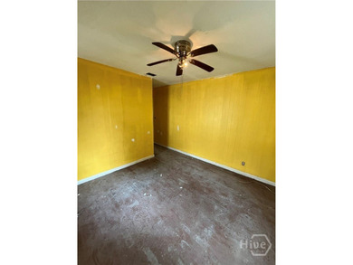 Remarks Value-add duplex with enormous potential - photo 6