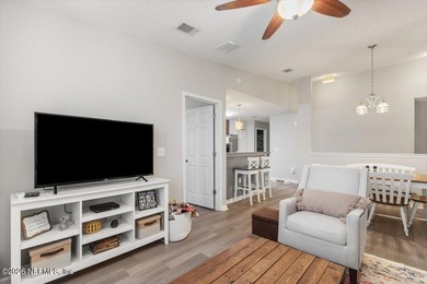 Don't miss this opportunity to own a well maintained 2 bedroom 2 - photo 8