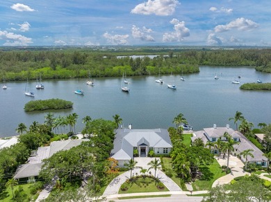 Contemporary luxury riverfront living in Vero Beach! Custom 2022 - photo 2