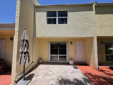 Rare opportunity to own a piece of heaven as Live-in or - photo 3