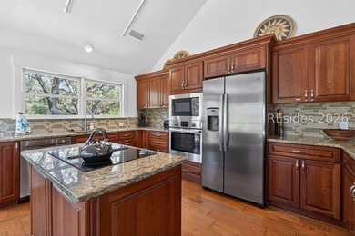 This exceptional second-row ocean home in Sea Pines offers a - photo 16