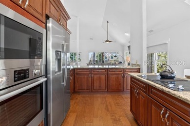 This exceptional second-row ocean home in Sea Pines offers a - photo 18