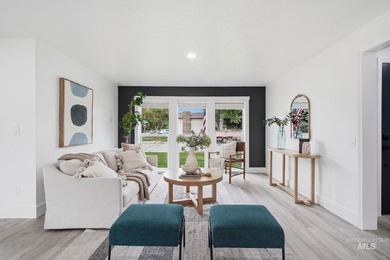 Welcome home to this beautifully updated mid-century home in one - photo 20