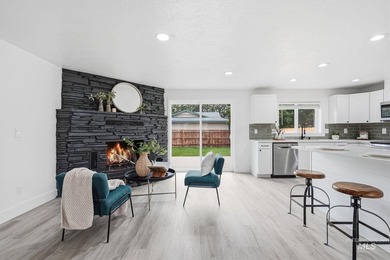 Welcome home to this beautifully updated mid-century home in one - photo 22