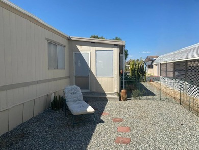 THE LAKES AT HEMET WEST 55 PLUS GOLF RESORT COMMUNITY Charming - photo 22