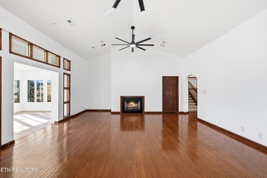 Beautifully updated Spanish style tri-level with an unfinished - photo 23