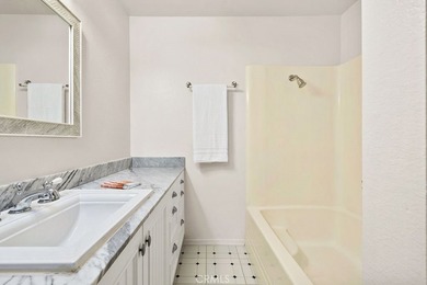 OCEAN AND GOLF COURSE VIEWS!!! Beautifully upgraded 2-bedroom - photo 23