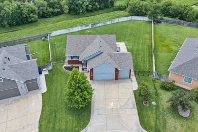 Back on the market at no fault of the seller! Welcome home to - photo 33