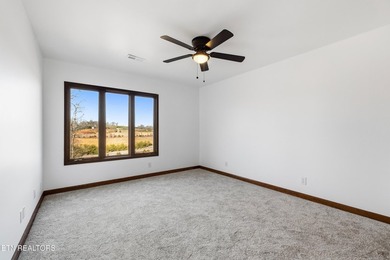 Beautifully updated Spanish style tri-level with an unfinished - photo 41
