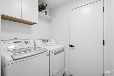 Welcome home to this beautifully updated mid-century home in one - photo 43