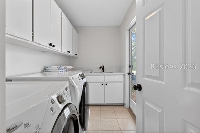 This exceptional second-row ocean home in Sea Pines offers a - photo 45