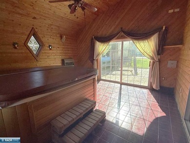 Check out this spacious 3+ bedroom, 2-bath home just minutes - photo 10