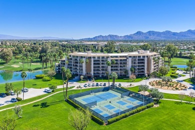A rare opportunity to own a spacious penthouse at a - photo 2