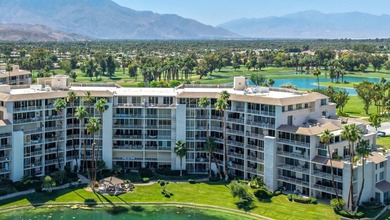 A rare opportunity to own a spacious penthouse at a - photo 4