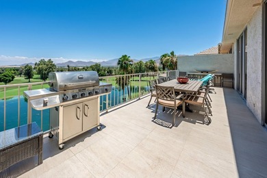 A rare opportunity to own a spacious penthouse at a - photo 10