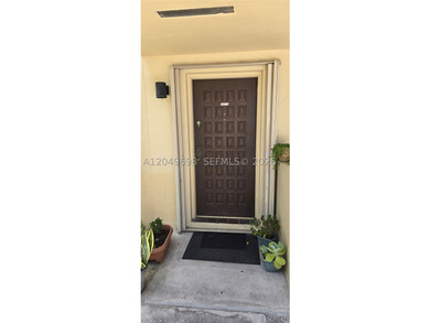 This spacious 2-bedroom, 2-bathroom conveniently located - photo 3