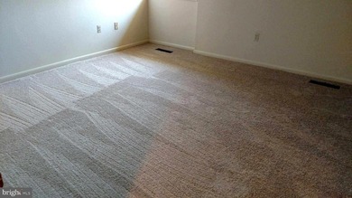 BEST VALUE CO-OP IN MONTGOMERY MUTUAL!  Move-in ready. Freshly - photo 16