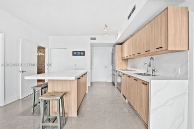 Just completed with a full top-to-bottom renovation, this - photo 16