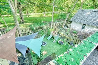 Welcome to 10 Menlo Place! Nestled on one of Rochester's most - photo 17
