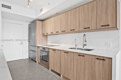 Just completed with a full top-to-bottom renovation, this - photo 17