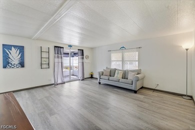 NEW PRICE, don't wait! This turnkey home, which includes land - photo 18