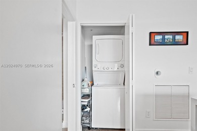 Just completed with a full top-to-bottom renovation, this - photo 22
