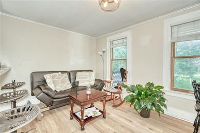 Welcome to 10 Menlo Place! Nestled on one of Rochester's most - photo 23