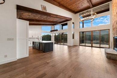 THE PINNACLE OF PRIVACY AND PRESTIGE! A Grand Lake Blue Ridge - photo 26