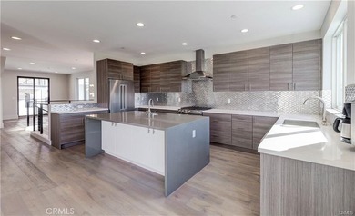 Newer Detached CONTEMPORARY STYLE OCEAN VIEW Town Home! - photo 28