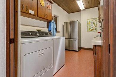 Quietly tucked into one of Taos' most established in-town - photo 34