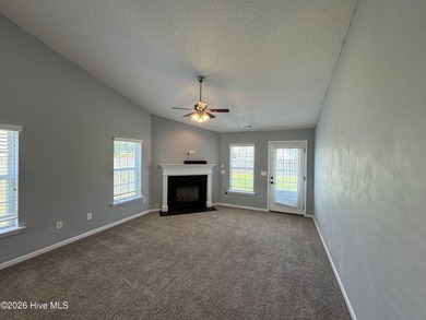 This beautiful three bedroom, two bathroom has vaulted ceilings - photo 47