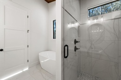 THE PINNACLE OF PRIVACY AND PRESTIGE! A Grand Lake Blue Ridge - photo 49