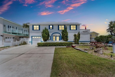 Wake up to breathtaking ocean views from this versatile - photo 4