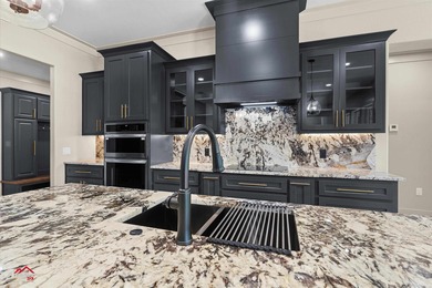 **PRICE IMPROVEMENT!!** Welcome to 190 Brooks Drive - a stunning - photo 12