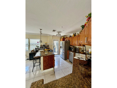 Turnkey Florida Keys retreat, already approved for short-term - photo 12