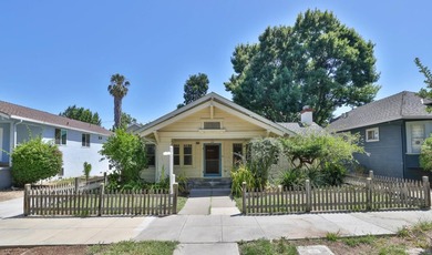 A classic Craftsman brimming with character, this 3-bedroom - photo 2