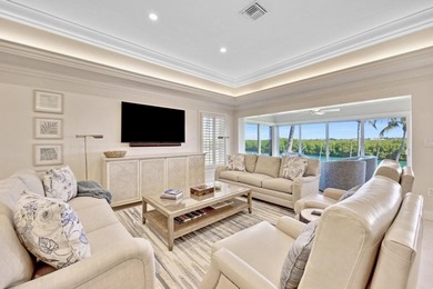 AN EXCEPTIONAL OPPORTUNITY FOR LUXURY CANAL-FRONT LIVING!