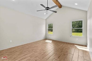 **PRICE IMPROVEMENT!!** Welcome to 190 Brooks Drive - a stunning - photo 18