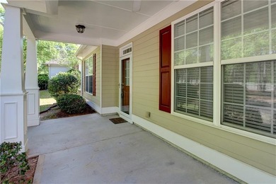 Charminig 3 bedroom / 2.5 bathroom traditional styled home is - photo 4