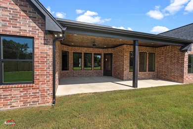 **PRICE IMPROVEMENT!!** Welcome to 190 Brooks Drive - a stunning - photo 30