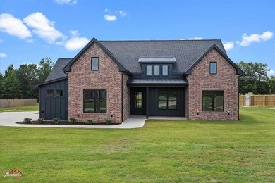 **PRICE IMPROVEMENT!!** Welcome to 190 Brooks Drive - a stunning - photo 36