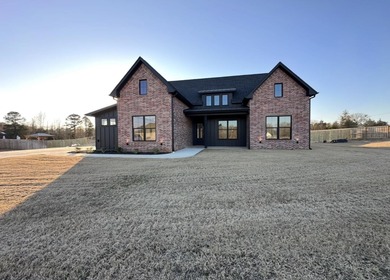 **PRICE IMPROVEMENT!!** Welcome to 190 Brooks Drive - a stunning - photo 37