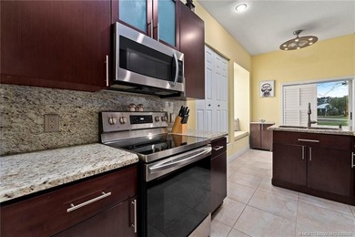 Welcome to this meticulously maintained 2bed/2bath, plus den - photo 13