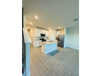 Short Sale - Subject to Lender Approval. Built in 2022, this - photo 14